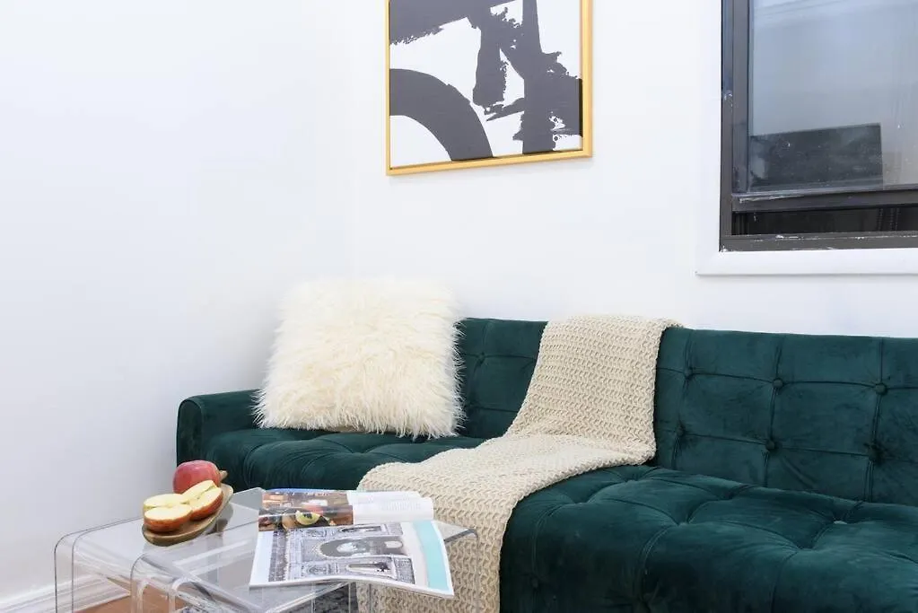 454-3W Prime Location 2Br Newly Furnished Sleeps 5 Apartment New York United States