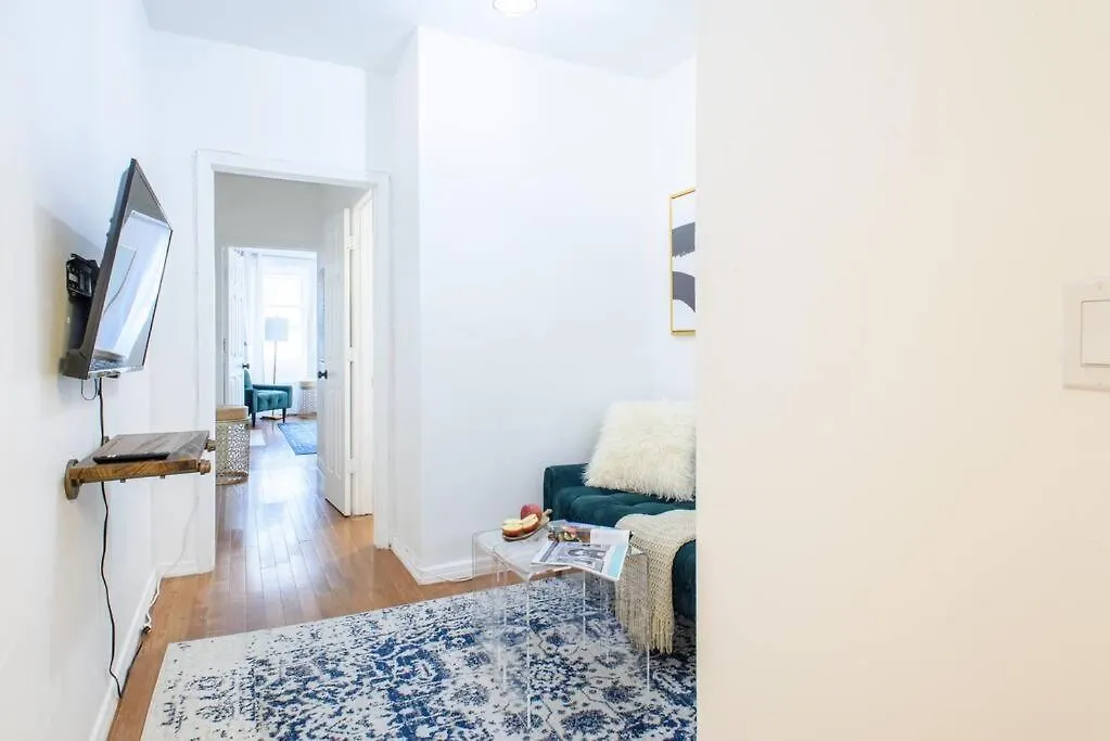 454-3W Prime Location 2Br Newly Furnished Sleeps 5 Apartment New York United States