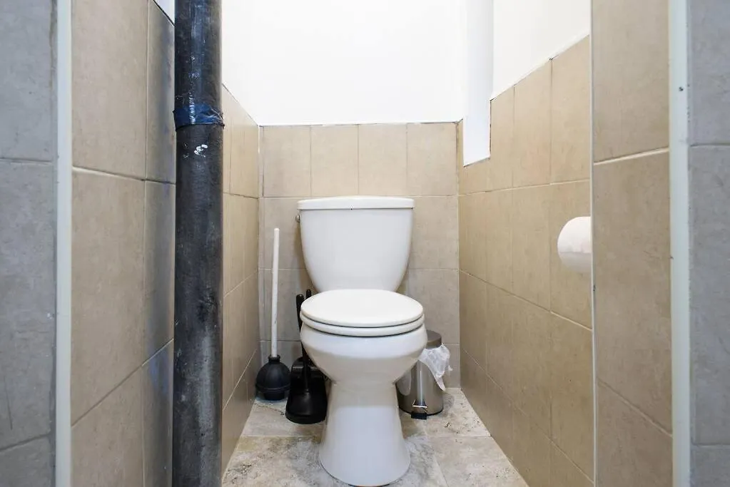 454-3W Prime Location 2Br Newly Furnished Sleeps 5 Apartment New York United States