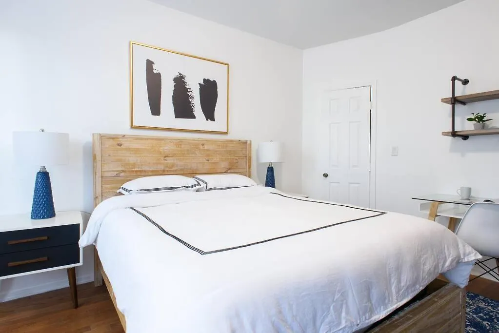 454-3W Prime Location 2Br Newly Furnished Sleeps 5 Apartment New York 0*,