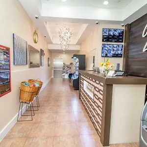 Canal Loft Отель