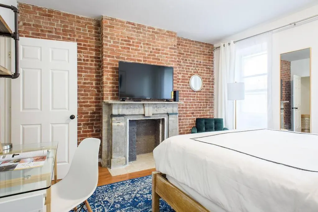 454-3W Prime Location 2Br Newly Furnished Sleeps 5 Apartment New York United States