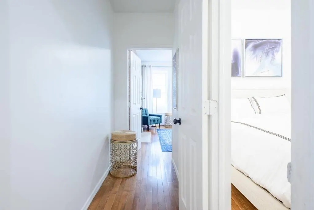 454-3W Prime Location 2Br Newly Furnished Sleeps 5 Apartment New York 0*,
